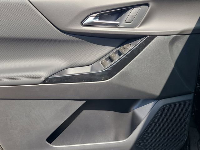 New 2026 Chevrolet Equinox LT w/ Midnight Edition FWD image 13