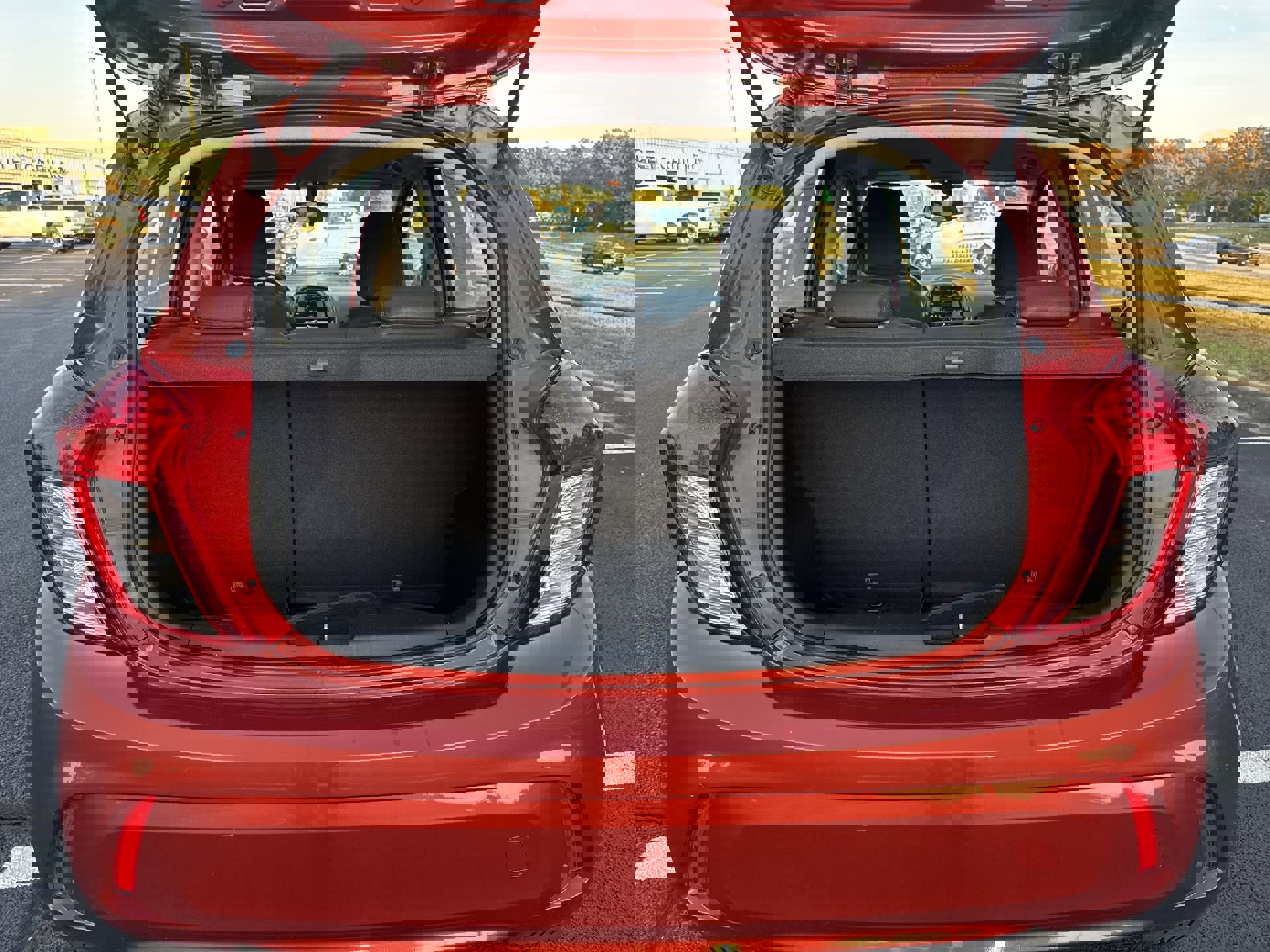 Used 2021 Chevrolet Spark LT image 22