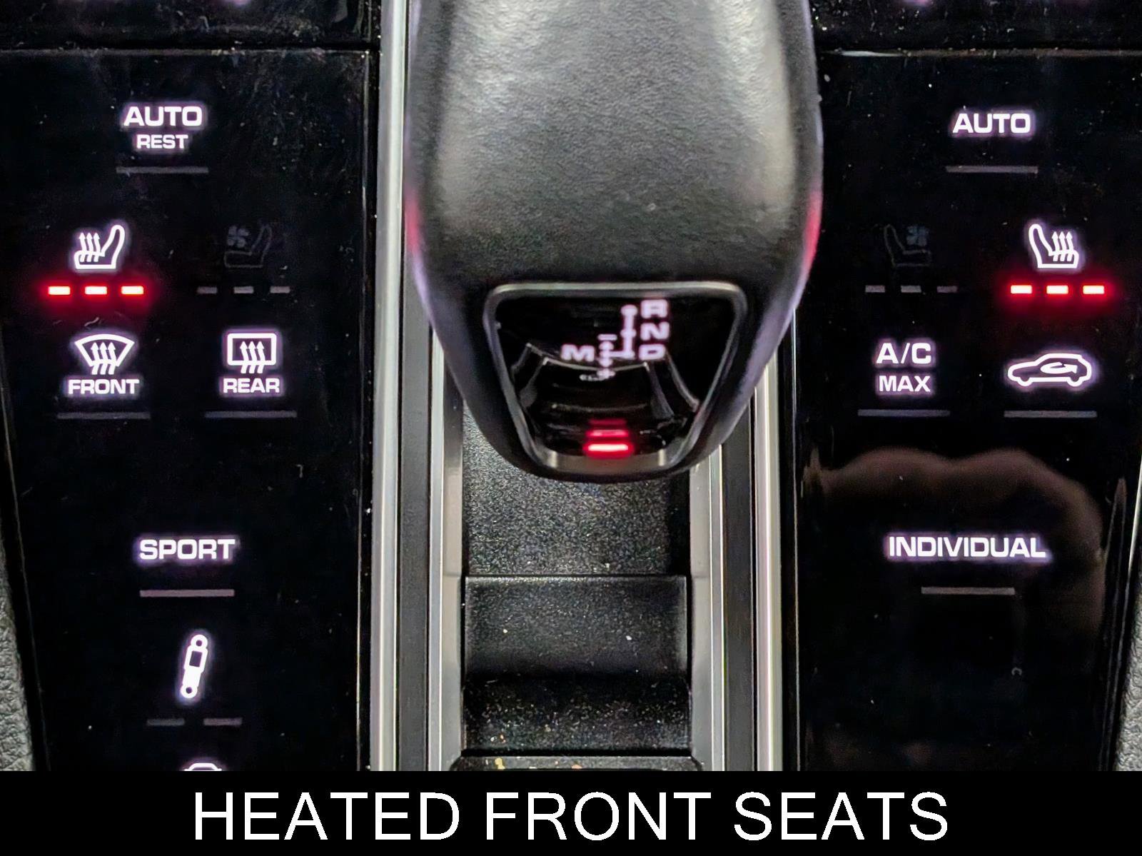 Used 2023 Porsche Cayenne Platinum Edition image 27