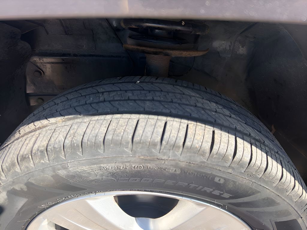 Used 2015 Jeep Patriot Latitude image 21