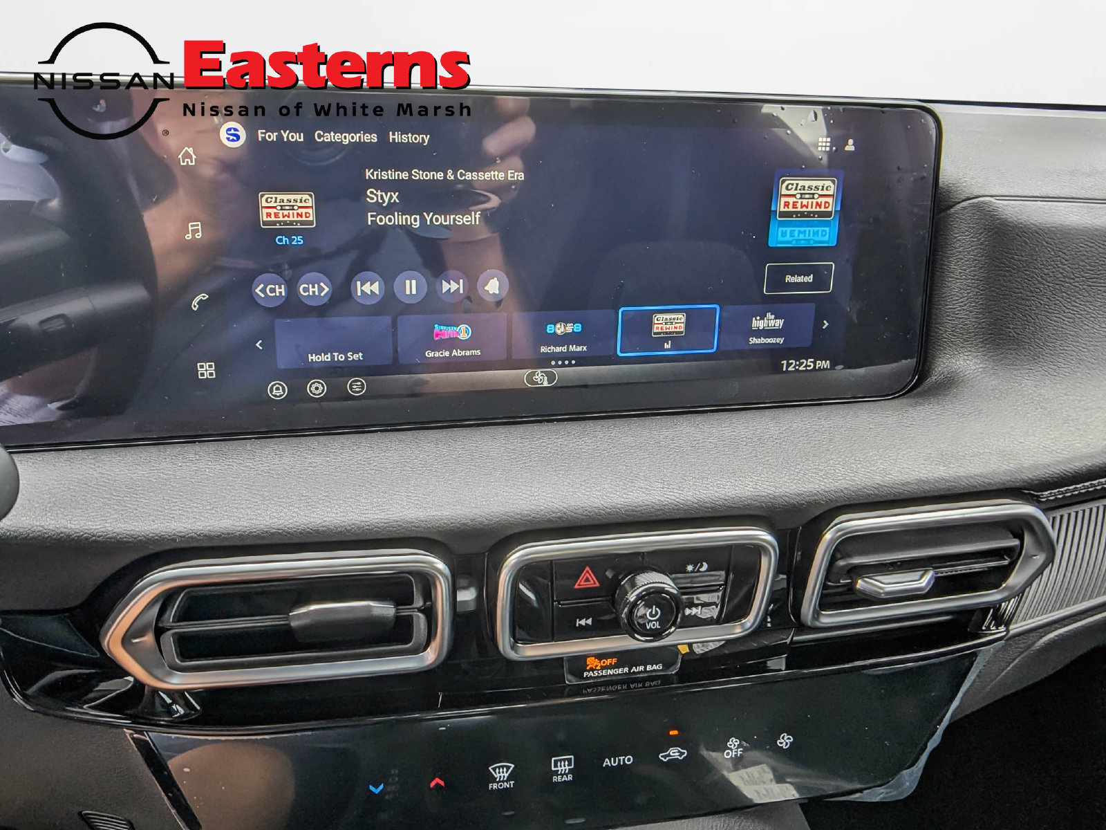 New 2027 Nissan Sentra SV w/ Floor Mat Package FWD image 13