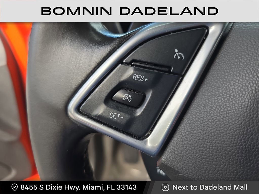 Used 2021 Chevrolet Camaro LT image 26
