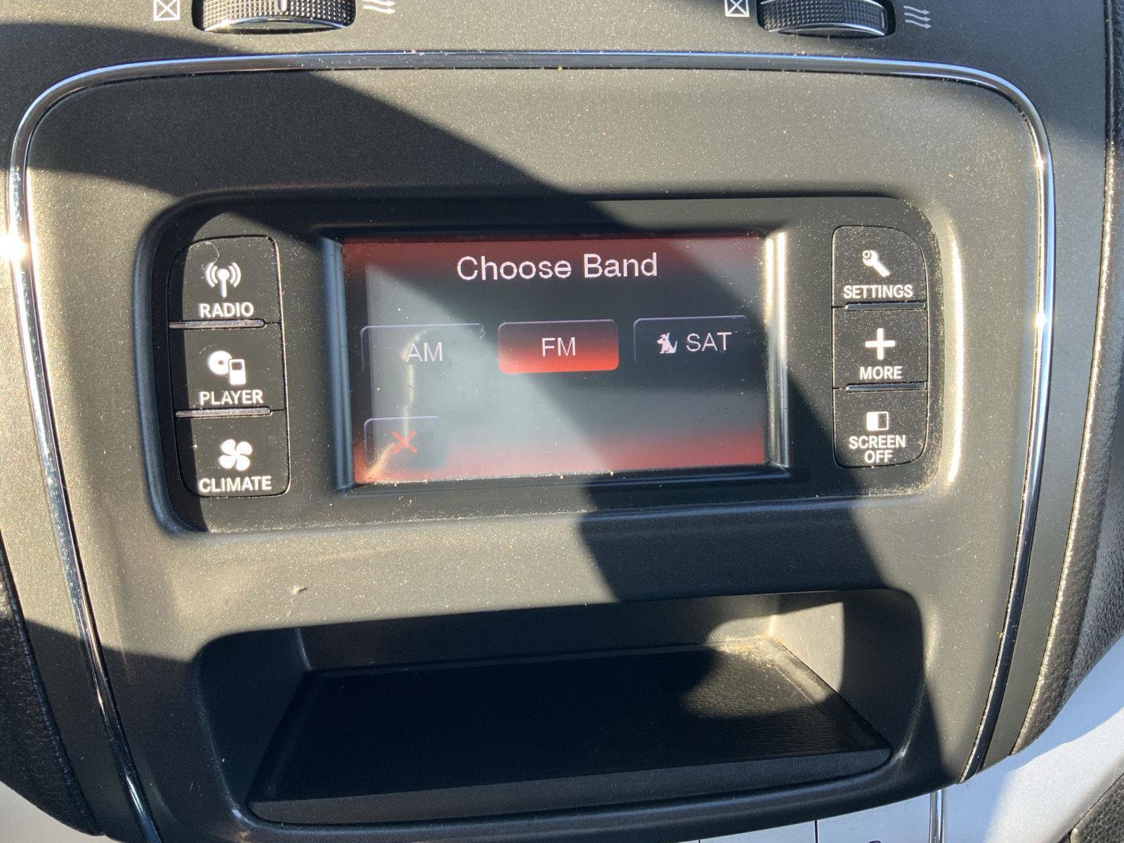 Used 2020 Dodge Journey SE w/ SE Popular Equipment Group image 33