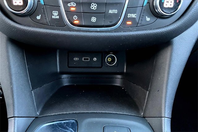 Used 2024 Chevrolet Equinox LT w/ LPO, Floor Liner Package image 16