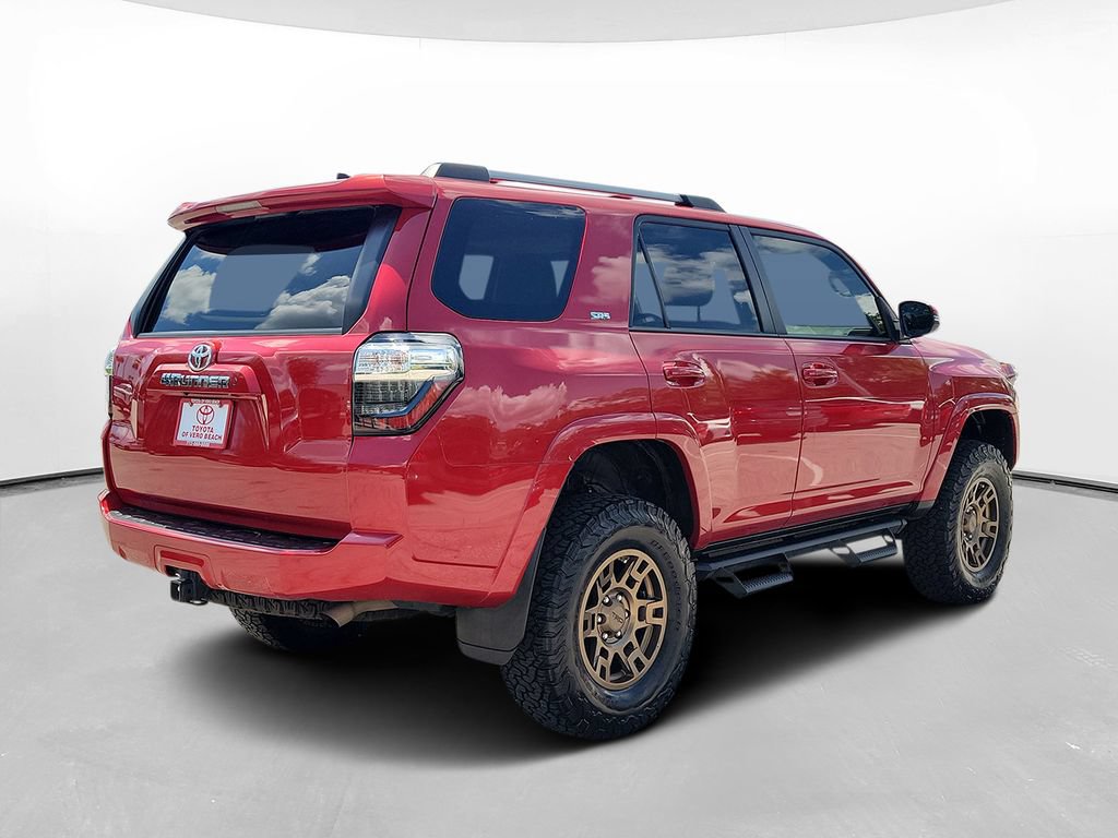 Used 2024 Toyota 4Runner SR5 Premium w/ Moonroof Package AWD/4WD image 5
