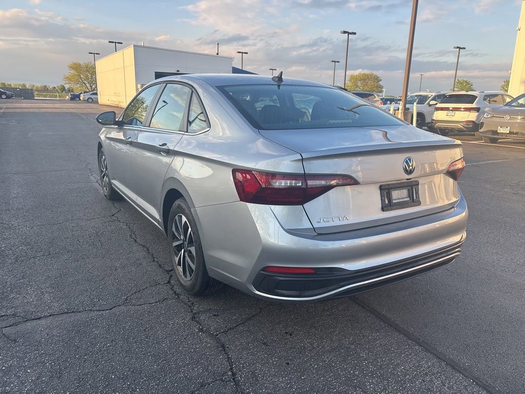 Used 2022 Volkswagen Jetta S w/ IQ.Drive Package FWD image 16