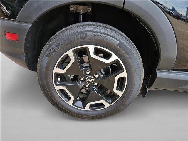 Used 2023 Ford Bronco Sport Outer Banks w/ Tech Package AWD/4WD image 19