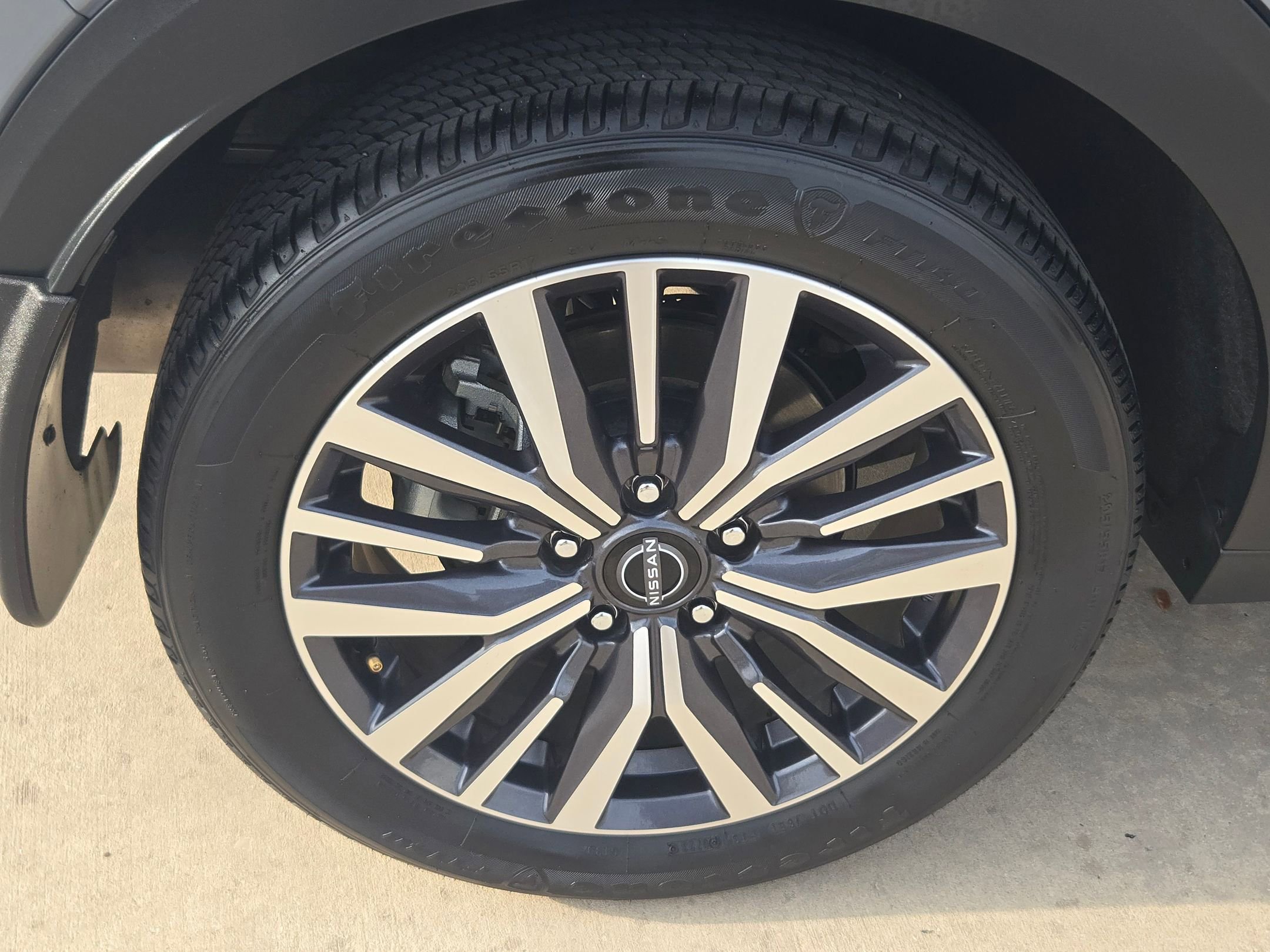 Used 2023 Nissan Kicks SV image 30