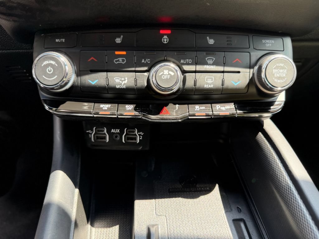 Used 2023 Dodge Durango R/T w/ Blacktop Package AWD/4WD image 21