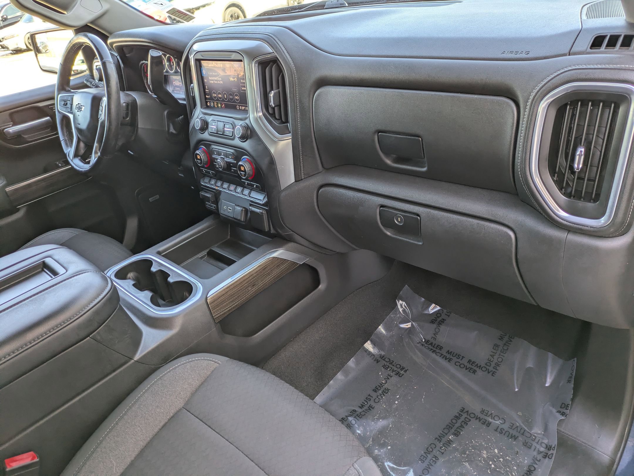 Used 2020 Chevrolet Silverado 1500 RST image 25