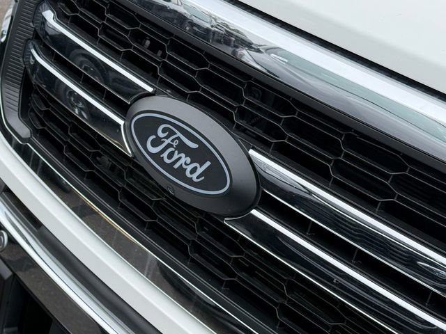 New 2025 Ford F150 Lariat w/ Equipment Group 502A High image 3