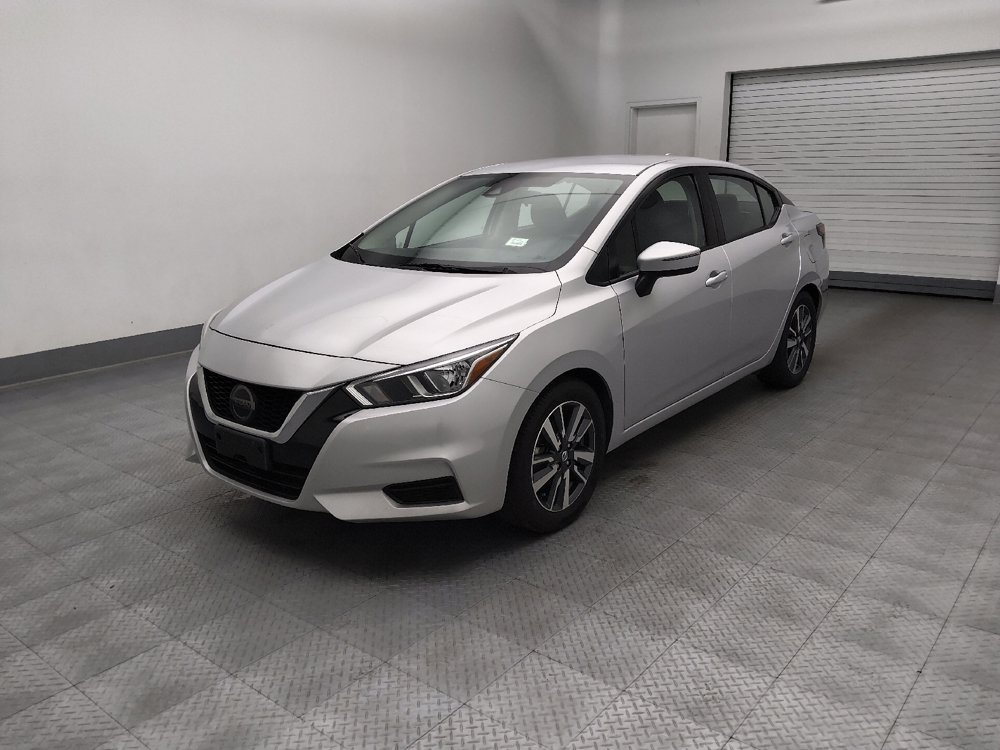 Used 2021 Nissan Versa SV FWD image 2