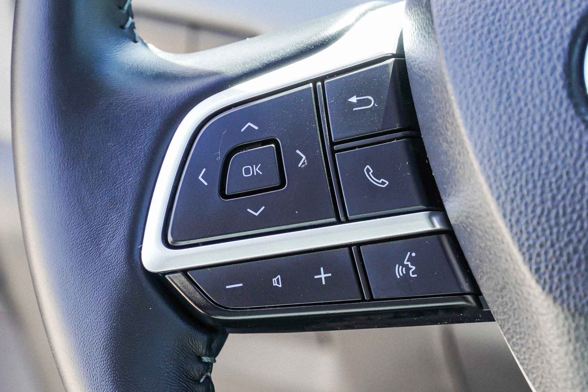 Certified 2025 Toyota Highlander XLE AWD/4WD image 37