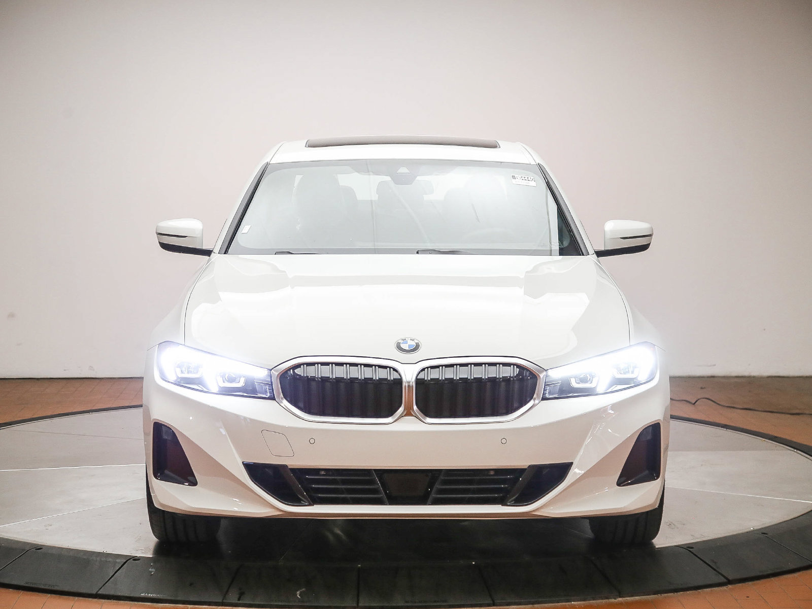 New 2026 BMW 330i xDrive Sedan w/ Convenience Package AWD/4WD image 2