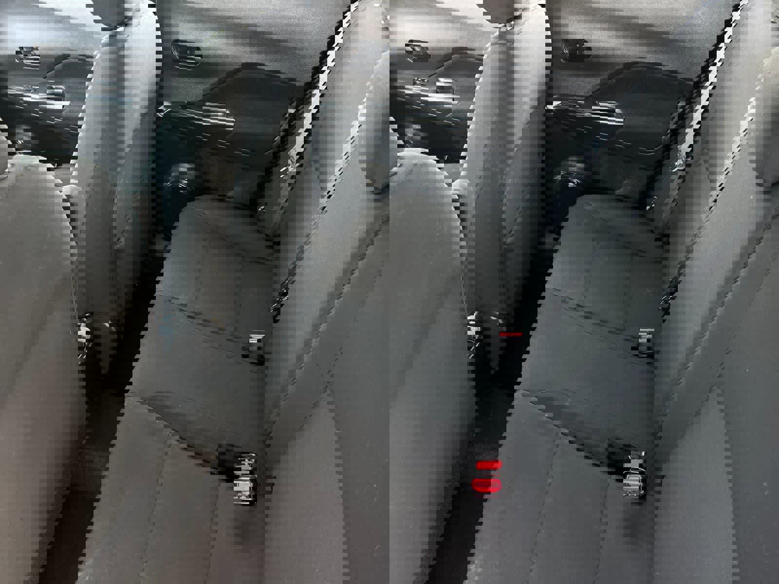 Used 2024 Nissan Kicks S image 5