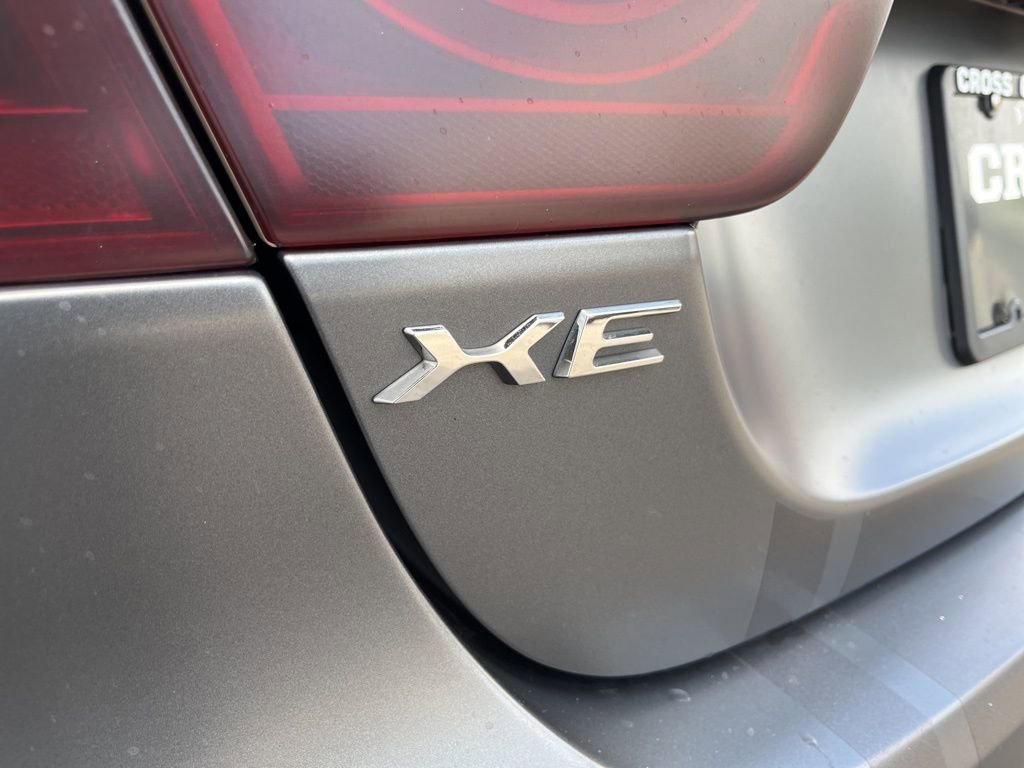 Used 2019 Jaguar XE SV Project 8 image 28