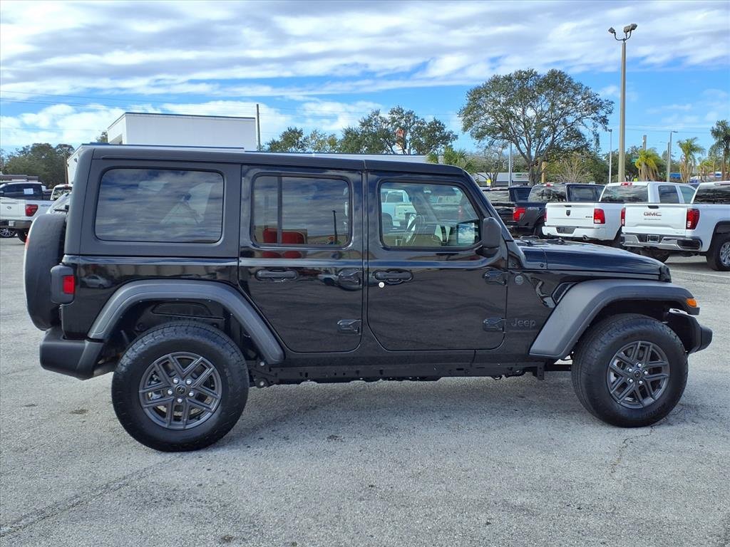 Used 2024 Jeep Wrangler Sport S image 8