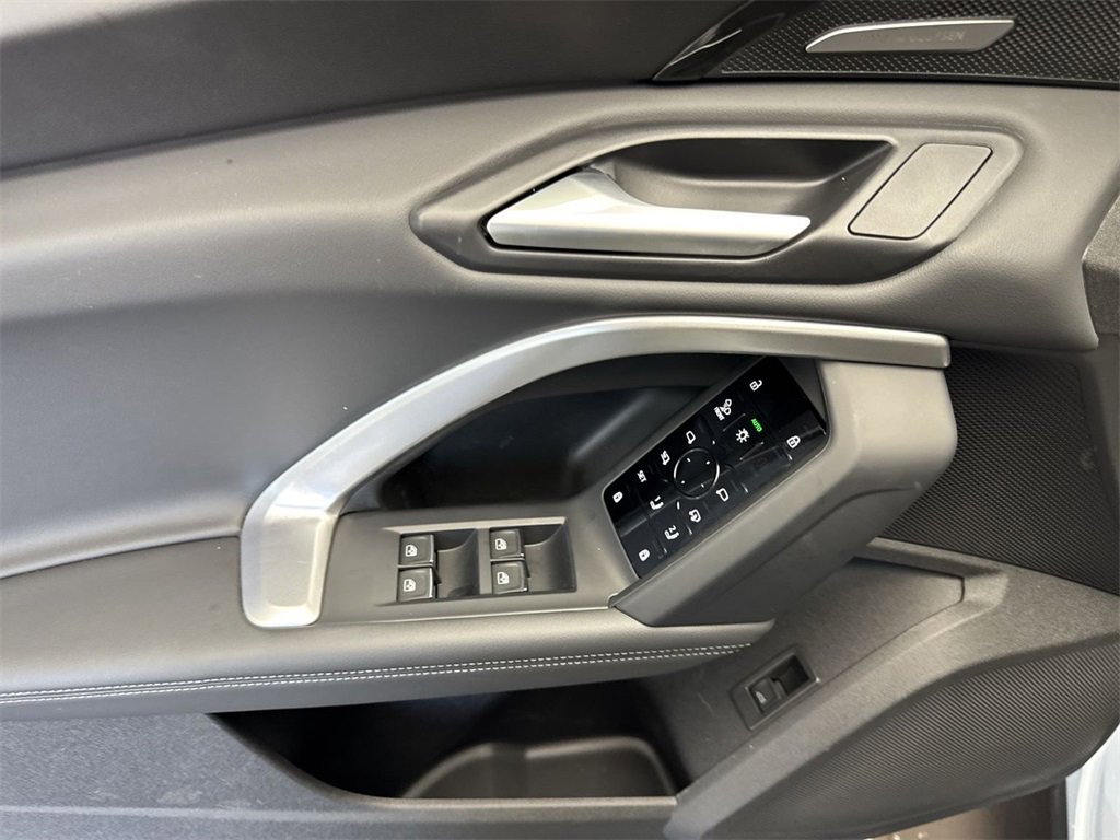 New 2025 Audi Q5 Premium Plus image 13