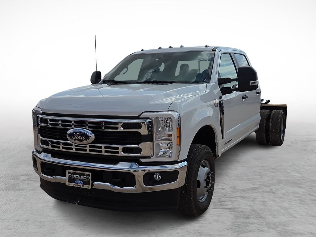 New 2026 Ford F350 XL w/ XL Chrome Package AWD/4WD image 4