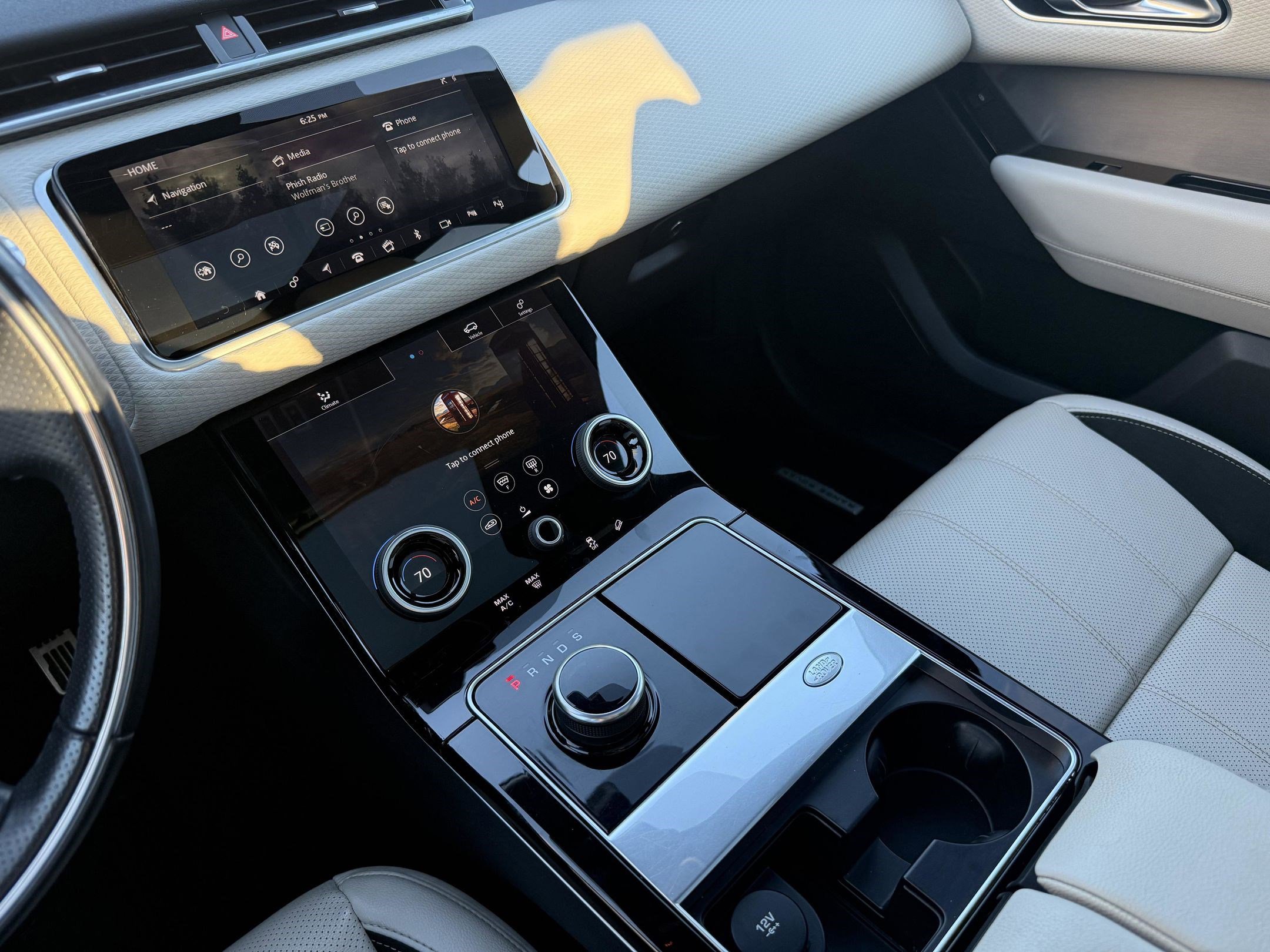 Used 2020 Land Rover Range Rover Velar R-Dynamic S image 26