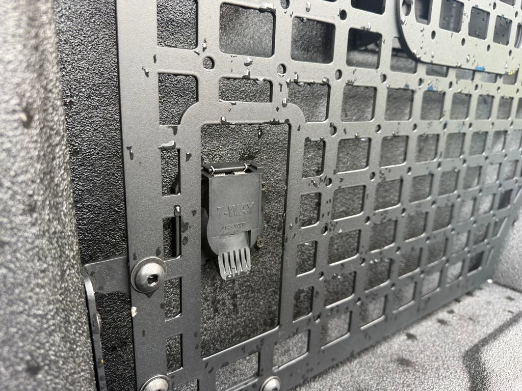 New 2026 Ford F250 Lariat w/ Black Appearance Package image 36