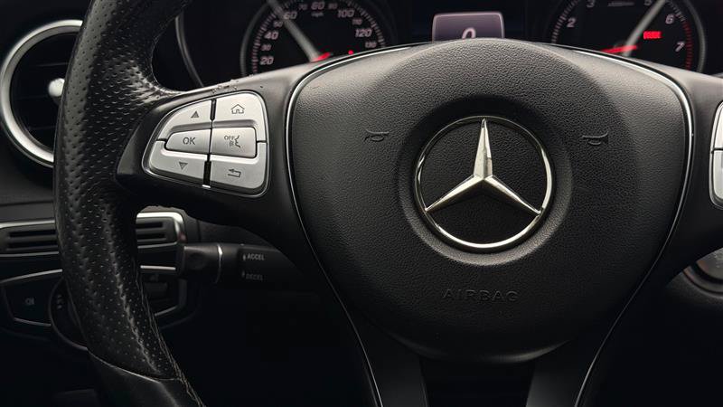 Used 2015 Mercedes-Benz C 300 Sedan image 29
