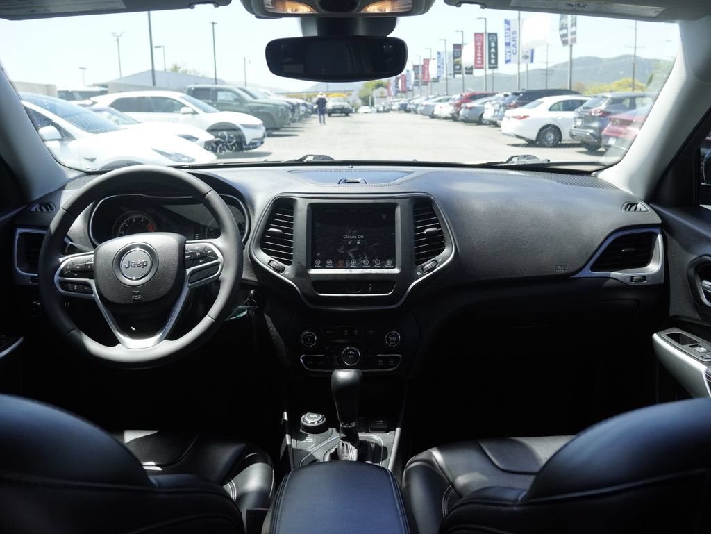 Used 2022 Jeep Cherokee Latitude AWD/4WD image 24