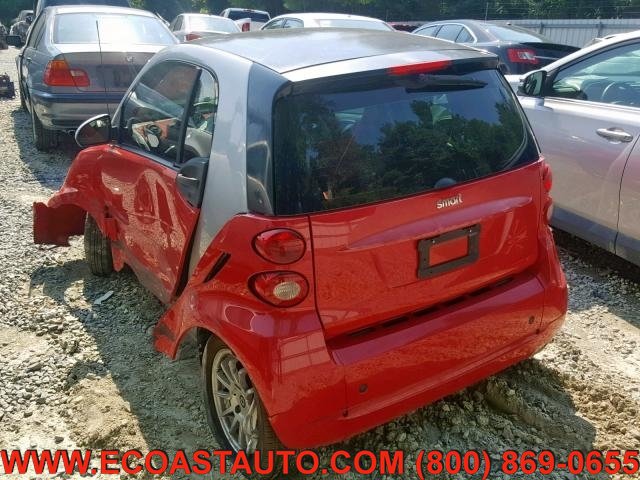 Used 2012 smart fortwo pure RWD image 2