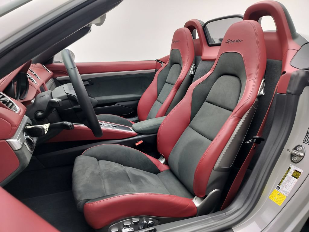 Used 2023 Porsche 718 Boxster Spyder RWD image 5