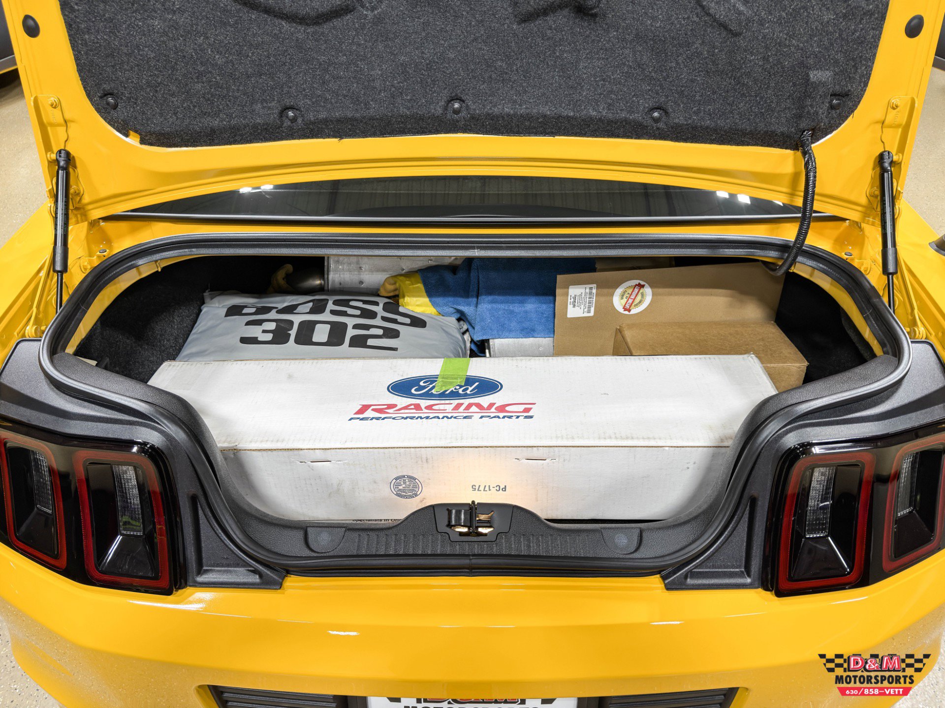 Used 2013 Ford Mustang Boss 302 RWD image 40