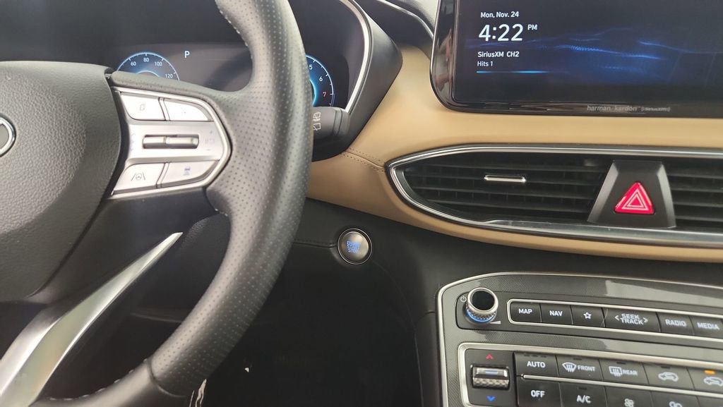 Used 2023 Hyundai Santa Fe Calligraphy image 21