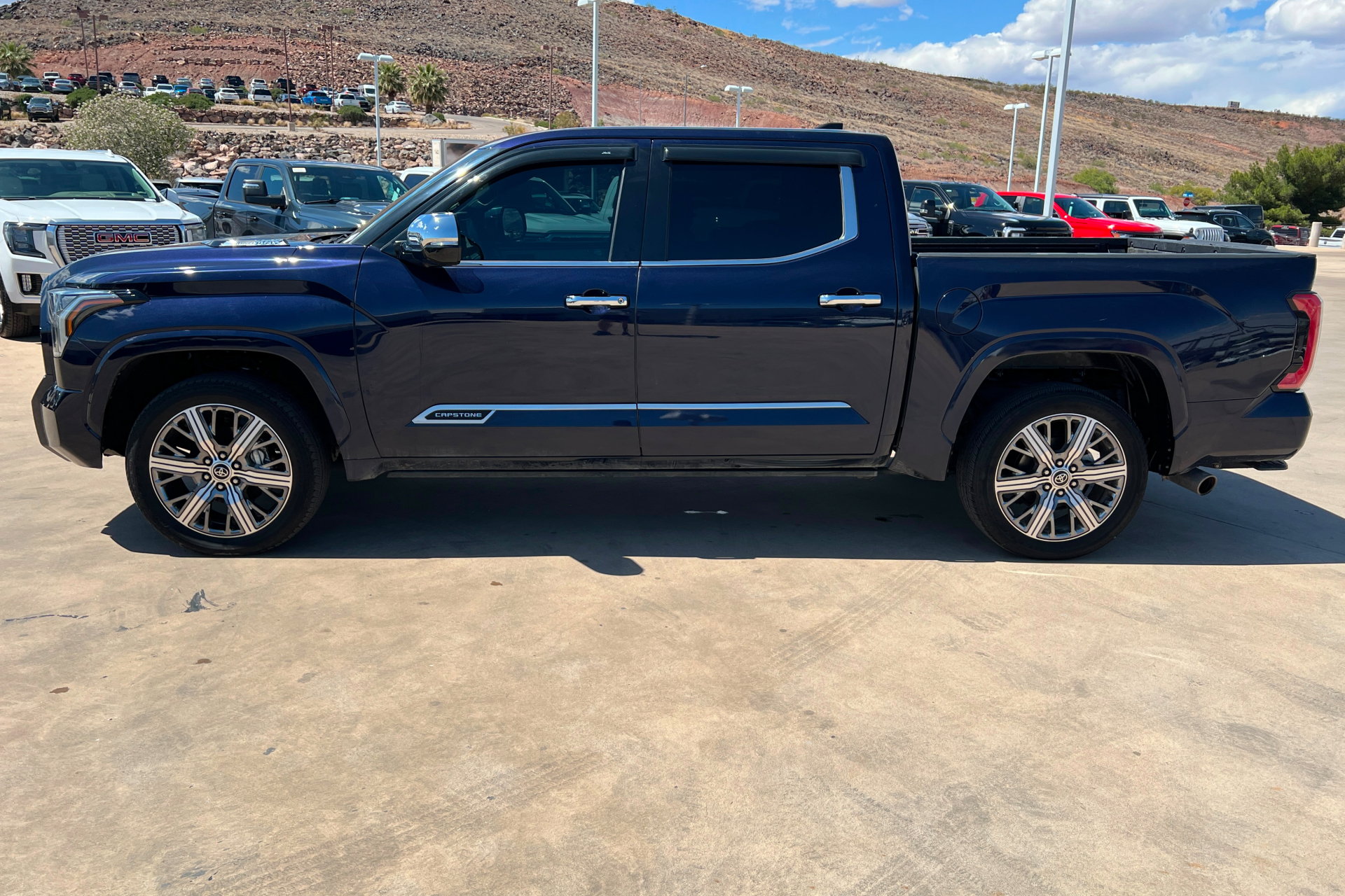 Used 2023 Toyota Tundra Capstone AWD/4WD image 2