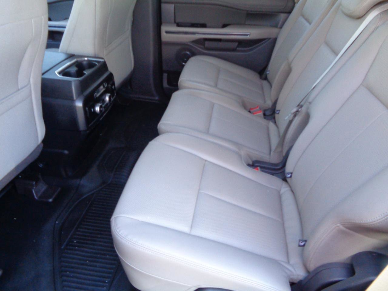 Used 2020 Ford Expedition XL image 6