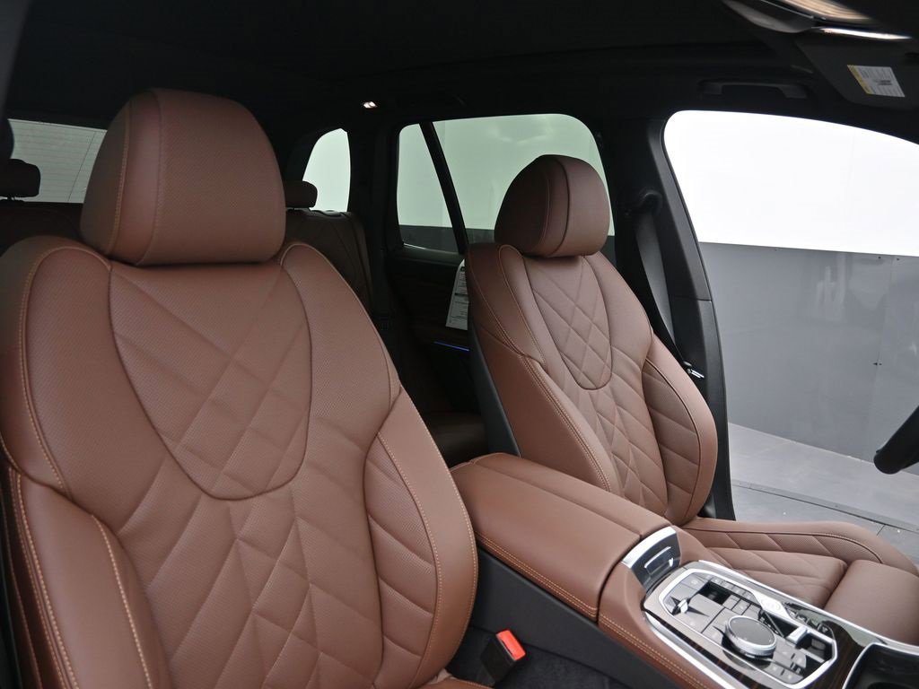New 2026 BMW X5 xDrive50e image 22