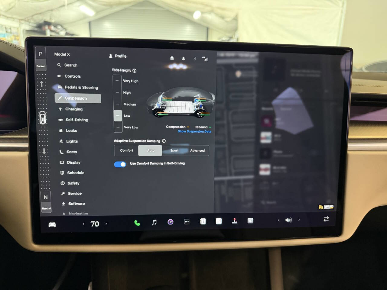 Used 2022 Tesla Model X Plaid image 14