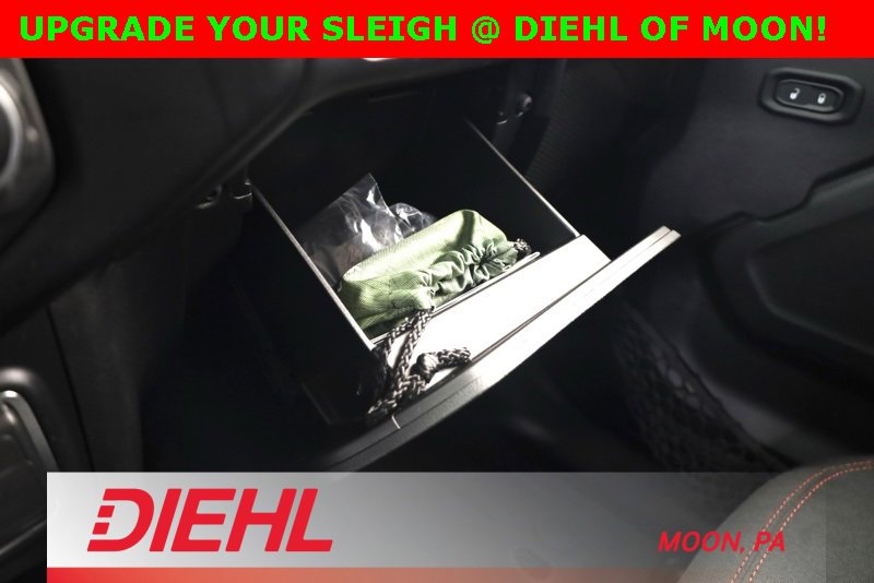 Used 2022 Jeep Wrangler Unlimited Rubicon w/ LED Lighting Group image 25