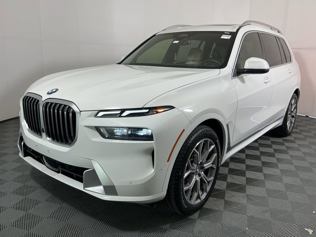 Certified 2024 BMW X7 xDrive40i image 2