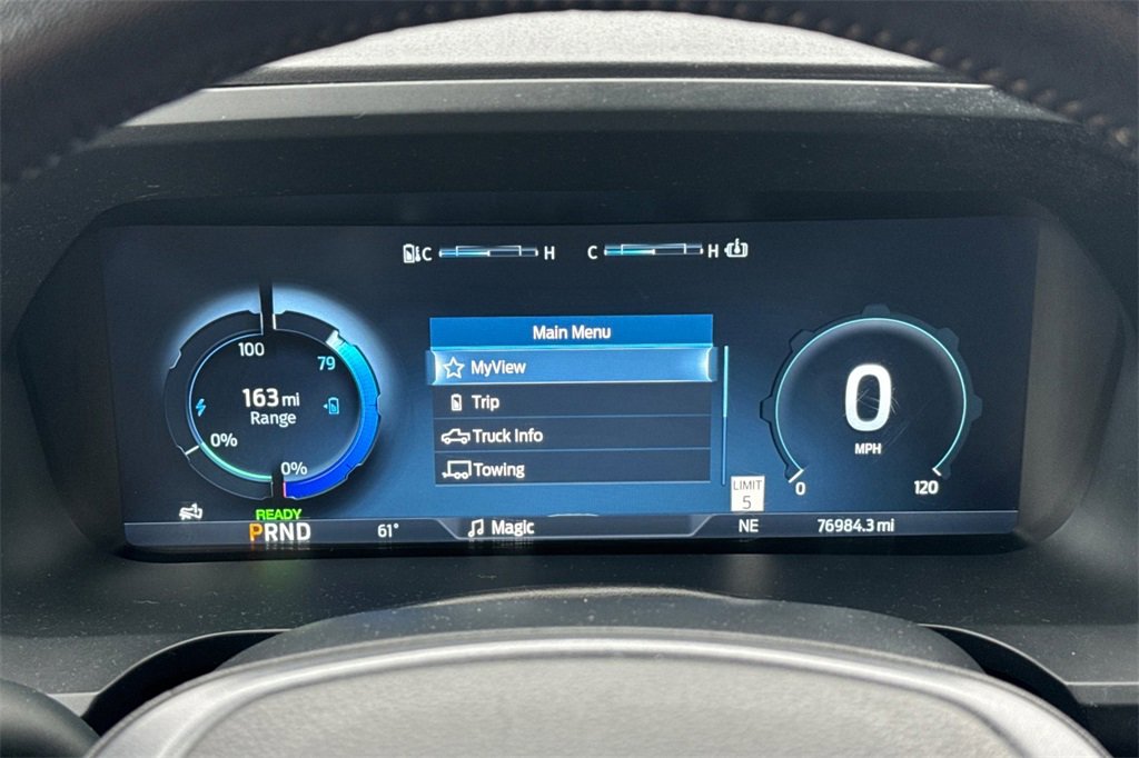 Used 2023 Ford F150 Lightning Lariat image 23