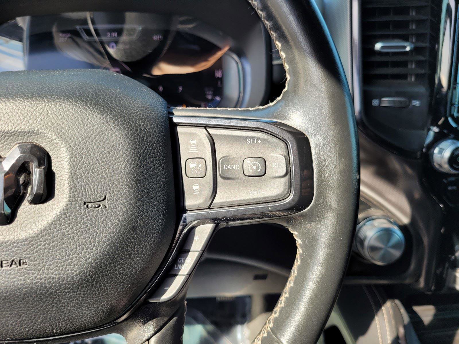 Used 2023 RAM 1500 Limited image 32