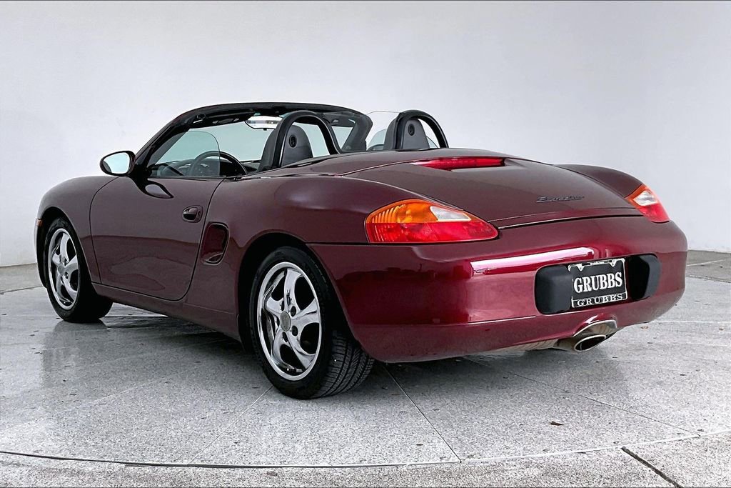 Used 2000 Porsche Boxster image 16