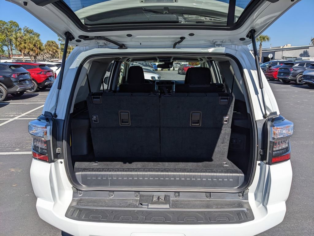 Used 2024 Toyota 4Runner SR5 image 15