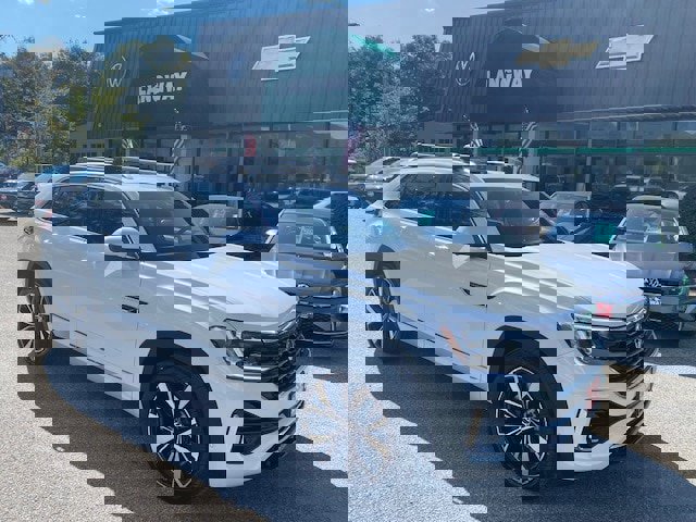 New 2026 Volkswagen Atlas Cross Sport SEL Premium R-Line