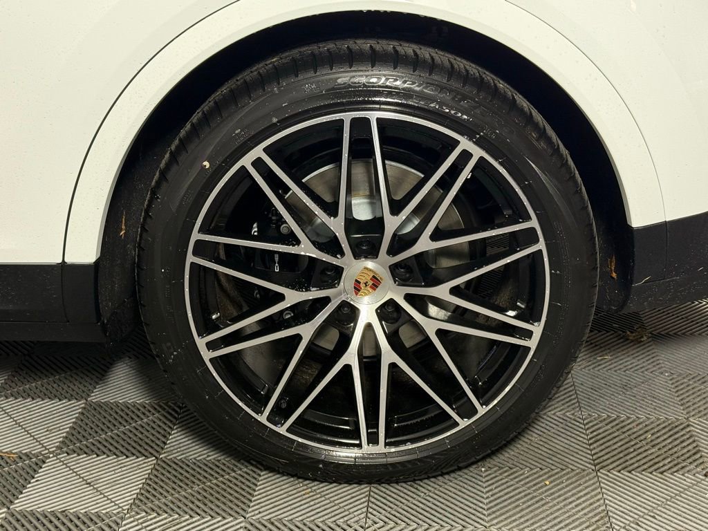 New 2026 Porsche Cayenne S AWD/4WD image 12