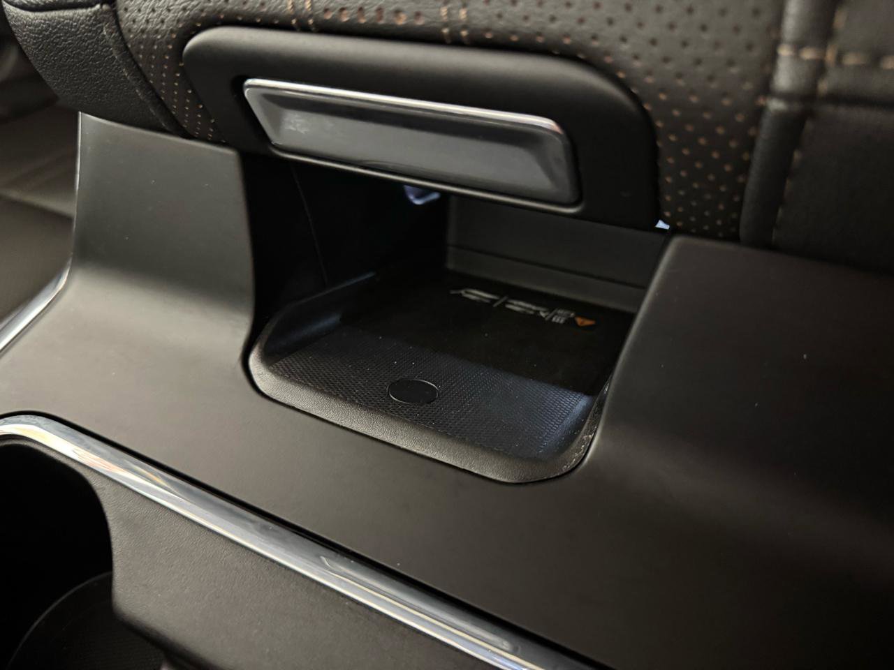 Used 2024 Chevrolet Silverado 2500 High Country w/ Technology Package image 36