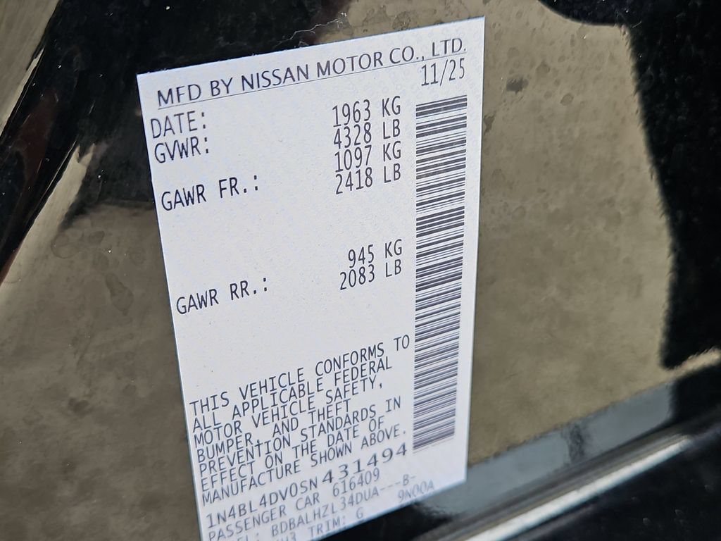 Used 2025 Nissan Altima 2.5 SV FWD image 36