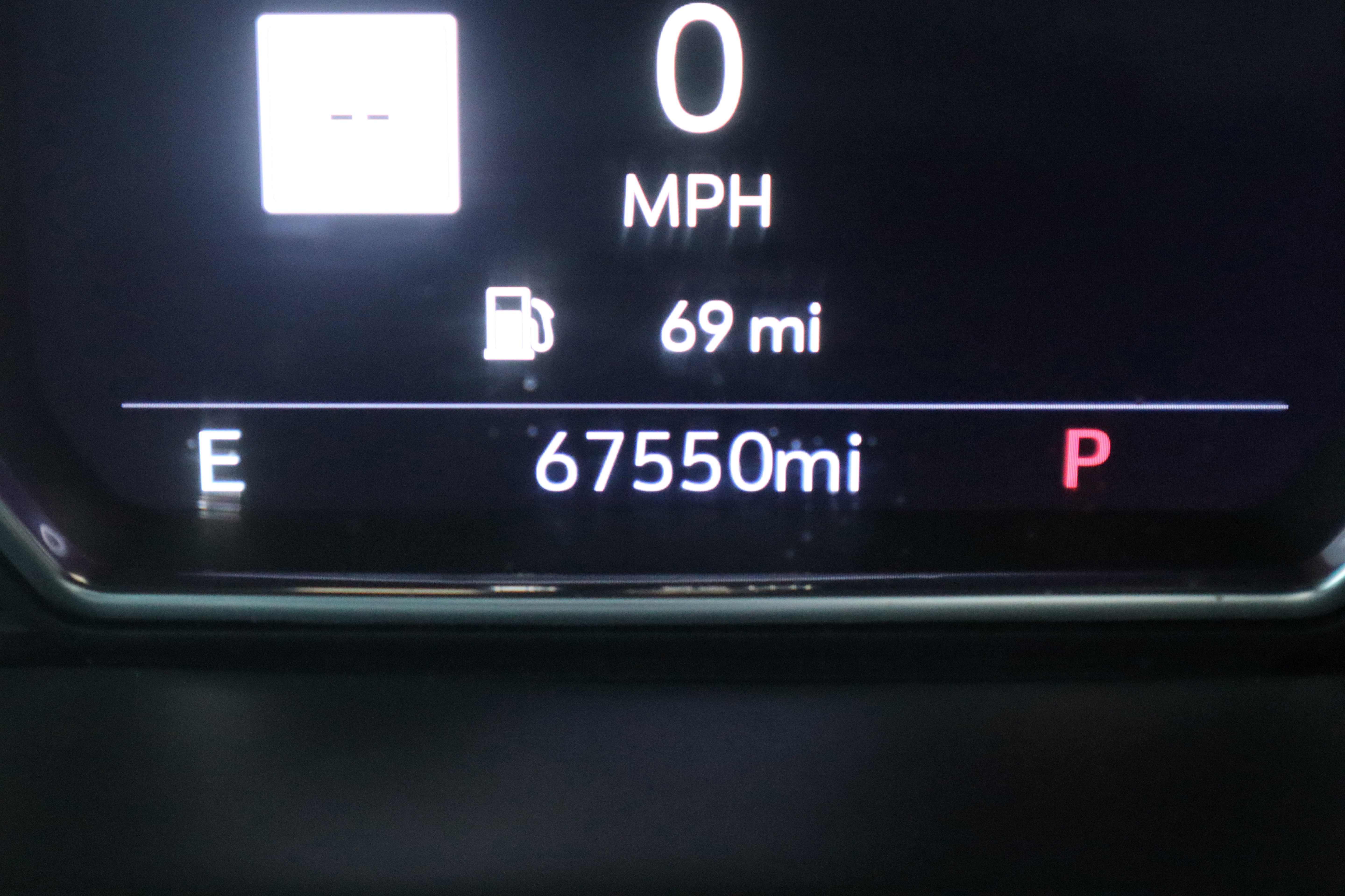 Used 2021 GMC Yukon Denali w/ Denali Premium Package image 18