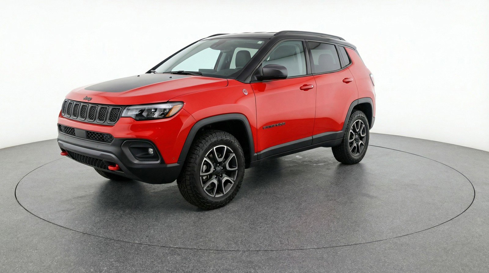 Used 2025 Jeep Compass Trailhawk image 3