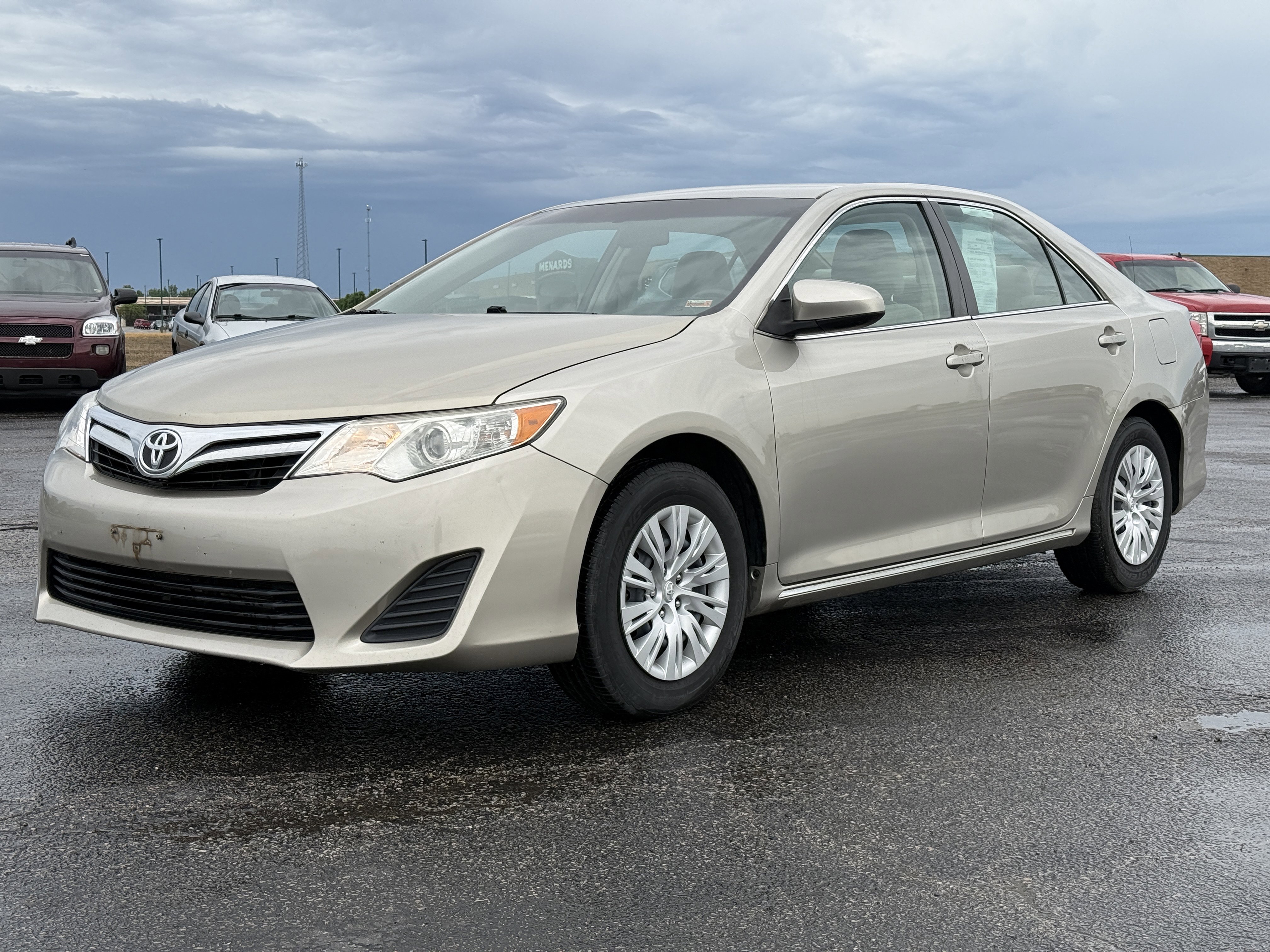 Used 2013 Toyota Camry LE FWD image 7