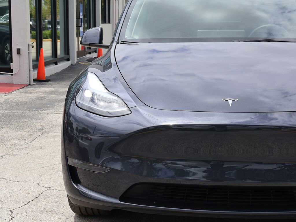 Used 2024 Tesla Model Y Long Range AWD/4WD image 13