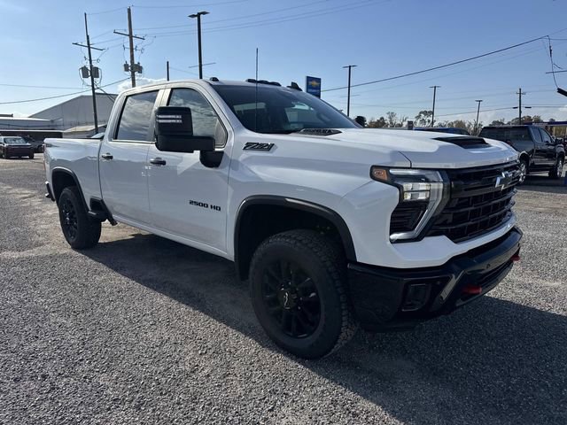 New 2026 Chevrolet Silverado 2500 LT w/ Trail Boss Package